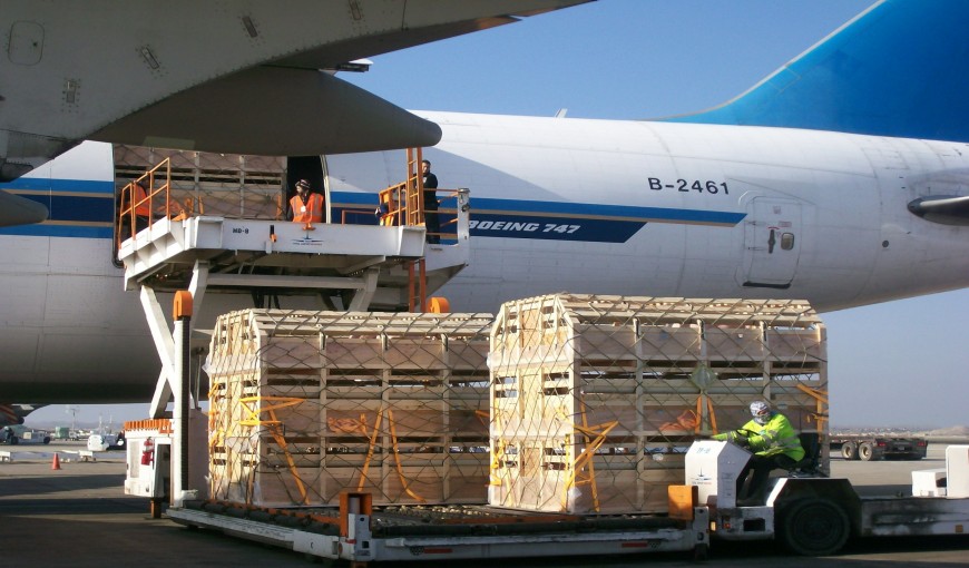 安化到美国空运公司